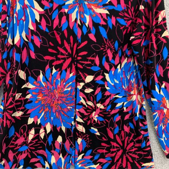 Chicos Travelers Womens Top Colorful Floral Sz M 8 Slinky Wrinkle free Travel - Picture 9 of 10